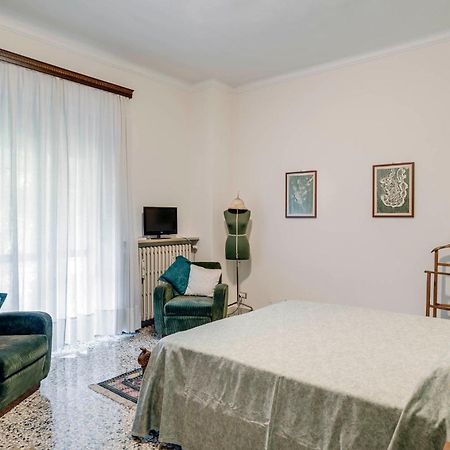 Sentirsi A Casa, Lontano Da Casa-Feel At Home Away From Home Caronno Pertusella Extérieur photo